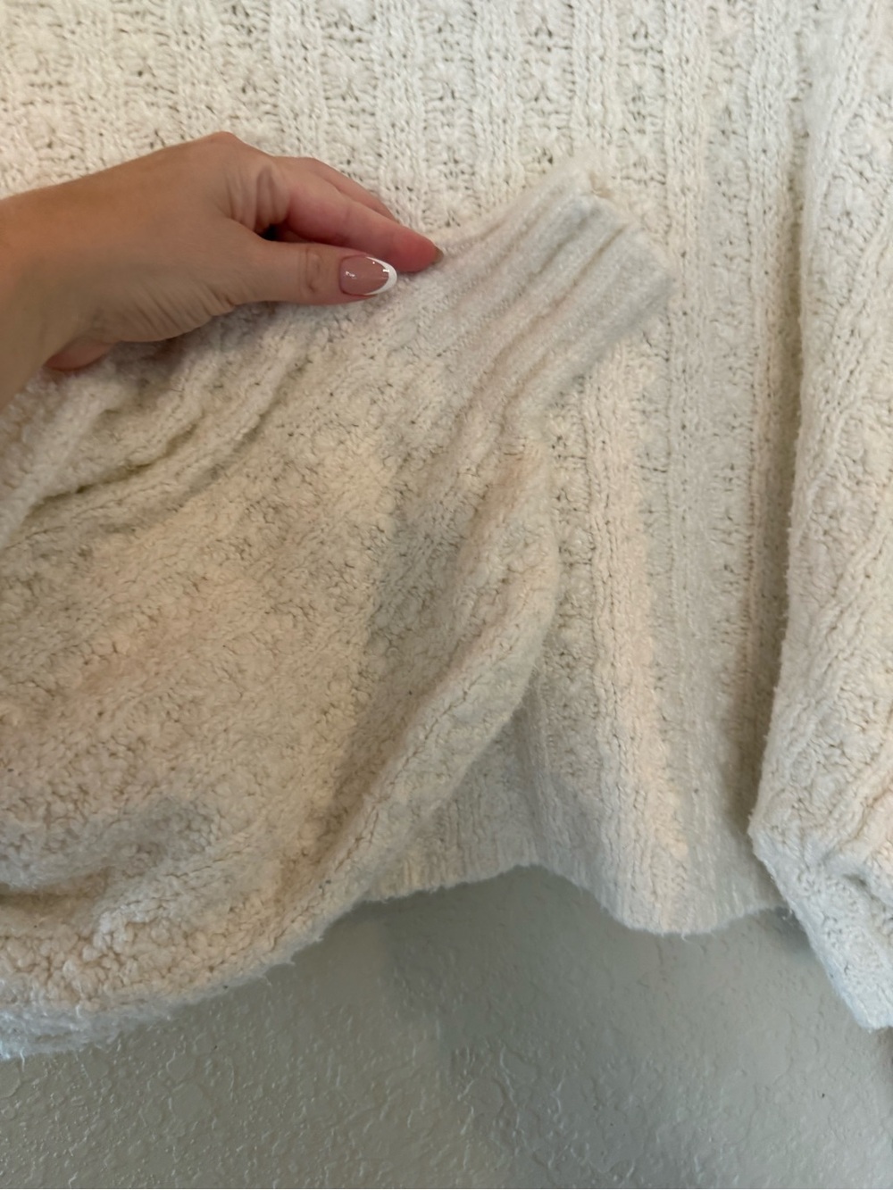 Urban Outfitters Cream Cable-Knit Cropped Crewneck Sweater - Picture 2 of 4